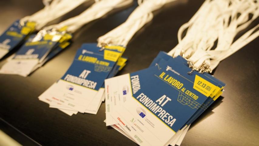 Il lavoro al centro - foto 2